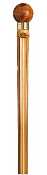 Bastón de bambú fino. Puño con bola pequeña de madera. Contera de goma.